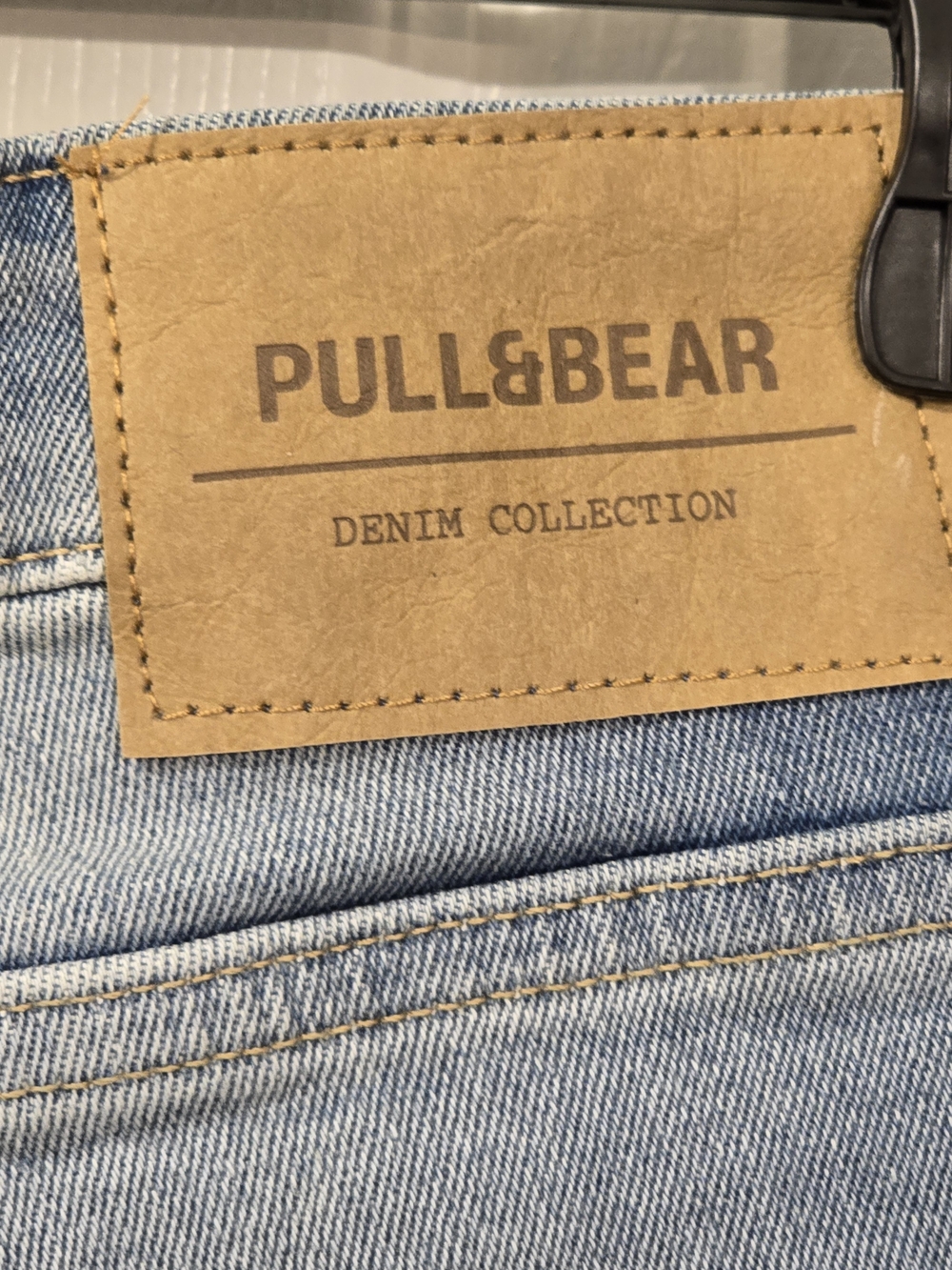 NWOT Pull & Bear Light Blue Distressed Denim Shorts - 32 - Picture 4 of 6